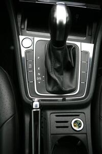 2020 Volkswagen Golf TSI   - Photo 24 - Strasburg, PA 17579