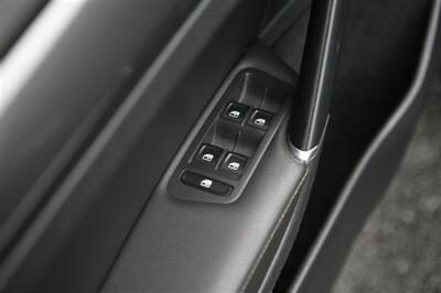 2020 Volkswagen Golf TSI   - Photo 9 - Strasburg, PA 17579