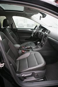 2020 Volkswagen Golf TSI   - Photo 18 - Strasburg, PA 17579