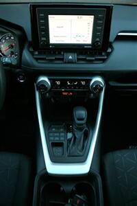 2021 Toyota RAV4 XLE AWD   - Photo 20 - Strasburg, PA 17579
