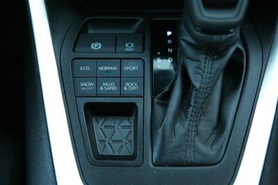 2021 Toyota RAV4 XLE AWD   - Photo 23 - Strasburg, PA 17579