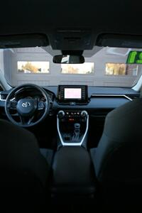 2021 Toyota RAV4 XLE AWD   - Photo 18 - Strasburg, PA 17579