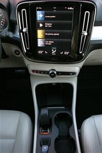 2022 Volvo XC40 T5 Momentum   - Photo 23 - Strasburg, PA 17579