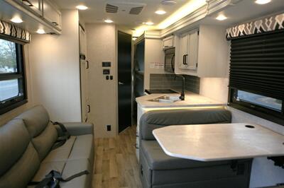 2022 Jayco Redhawk 31F   - Photo 13 - Strasburg, PA 17579