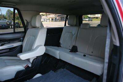 2020 Ford Expedition MAX Platinum 4X4 - Photo 16 - Strasburg, PA 17579