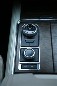 2020 Ford Expedition MAX Platinum 4X4 - Photo 28 - Strasburg, PA 17579