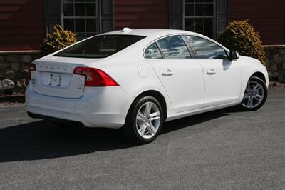 2015 Volvo S60 T5 Premier   - Photo 5 - Strasburg, PA 17579