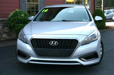 2016 Hyundai Sonata Hybrid SE - Photo 2 - Strasburg, PA 17579
