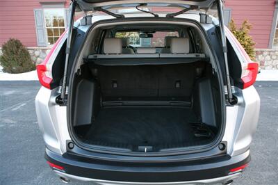 2018 Honda CR-V Touring   - Photo 16 - Strasburg, PA 17579