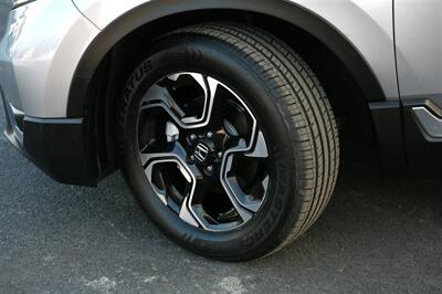 2018 Honda CR-V Touring   - Photo 3 - Strasburg, PA 17579