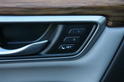 2018 Honda CR-V Touring   - Photo 10 - Strasburg, PA 17579