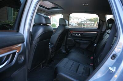 2021 Honda CR-V Hybrid EX-L AWD - Photo 15 - Strasburg, PA 17579
