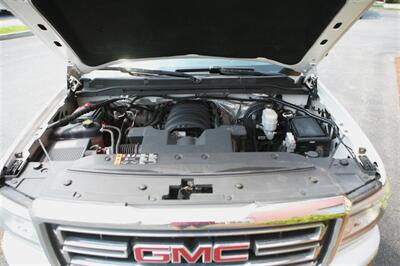 2017 GMC Sierra 1500 SLE 4X4   - Photo 8 - Strasburg, PA 17579