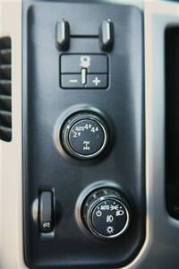 2017 GMC Sierra 1500 SLE 4X4   - Photo 12 - Strasburg, PA 17579