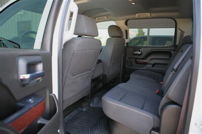 2017 GMC Sierra 1500 SLE 4X4   - Photo 14 - Strasburg, PA 17579