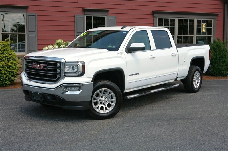 2017 GMC Sierra 1500 SLE 4X4 - Photo 1 - Strasburg, PA 17579