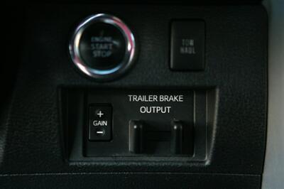 2020 Toyota Tundra SR5 4X4 - Photo 26 - Strasburg, PA 17579