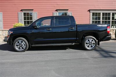 2020 Toyota Tundra SR5 4X4 - Photo 4 - Strasburg, PA 17579
