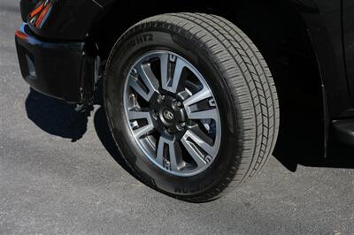 2020 Toyota Tundra SR5 4X4 - Photo 3 - Strasburg, PA 17579