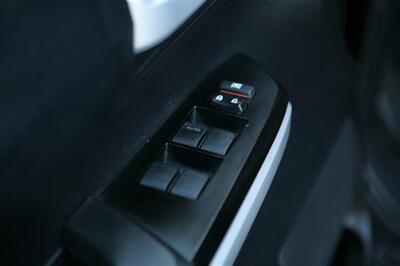2020 Toyota Tundra SR5 4X4 - Photo 9 - Strasburg, PA 17579
