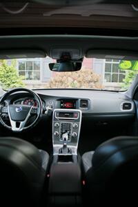 2016 Volvo V60 Cross Country T5 AWD   - Photo 18 - Strasburg, PA 17579
