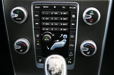 2016 Volvo V60 Cross Country T5 AWD   - Photo 22 - Strasburg, PA 17579