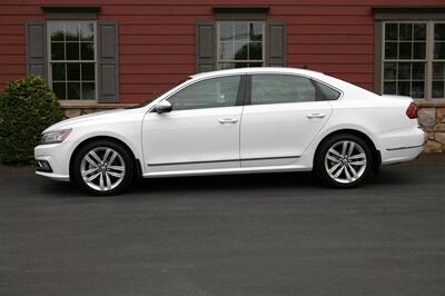 2017 Volkswagen Passat 1.8T SE   - Photo 4 - Strasburg, PA 17579