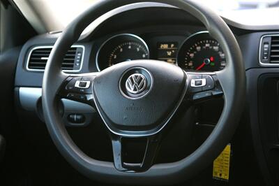 2017 Volkswagen Jetta 1.4T S - Photo 17 - Strasburg, PA 17579