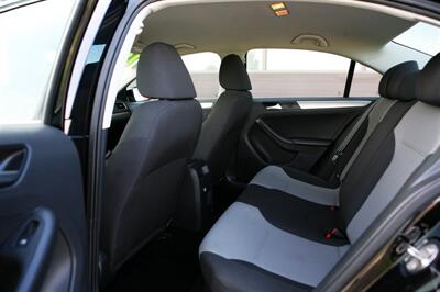 2017 Volkswagen Jetta 1.4T S - Photo 12 - Strasburg, PA 17579