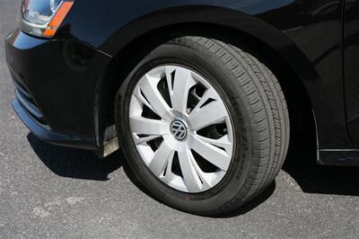 2017 Volkswagen Jetta 1.4T S - Photo 3 - Strasburg, PA 17579