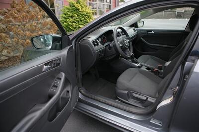 2014 Volkswagen Jetta S - Photo 8 - Strasburg, PA 17579