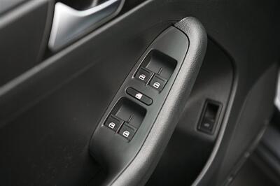 2014 Volkswagen Jetta S - Photo 9 - Strasburg, PA 17579
