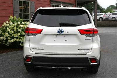 2017 Toyota Highlander Hybrid Limited AWD   - Photo 6 - Strasburg, PA 17579