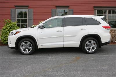 2017 Toyota Highlander Hybrid Limited AWD   - Photo 4 - Strasburg, PA 17579