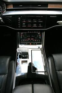 2020 Audi A8 L quattro 60 TFSI   - Photo 24 - Strasburg, PA 17579