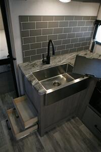 2022 Dutchmen Kodiak 248BHSL   - Photo 24 - Strasburg, PA 17579