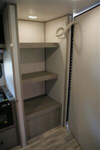 2022 Dutchmen Kodiak 248BHSL   - Photo 28 - Strasburg, PA 17579