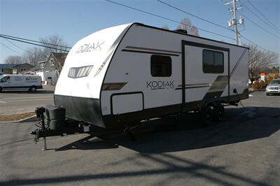 2022 Dutchmen Kodiak 248BHSL   - Photo 2 - Strasburg, PA 17579