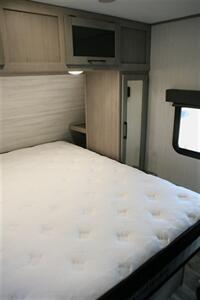 2022 Dutchmen Kodiak 248BHSL   - Photo 30 - Strasburg, PA 17579