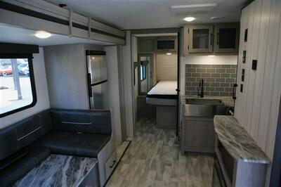 2022 Dutchmen Kodiak 248BHSL   - Photo 16 - Strasburg, PA 17579