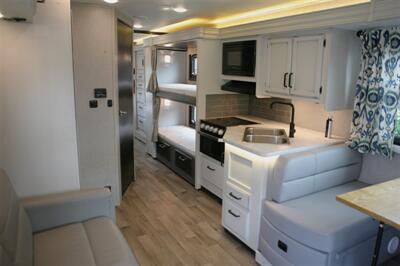 2021 Jayco Redhawk M-31F   - Photo 18 - Strasburg, PA 17579