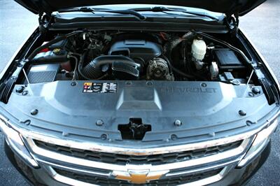 2017 Chevrolet Suburban LS Fleet 3500HD 4X4 - Photo 7 - Strasburg, PA 17579
