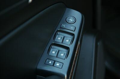 2017 Chevrolet Suburban LS Fleet 3500HD 4X4 - Photo 9 - Strasburg, PA 17579