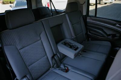 2017 Chevrolet Suburban LS Fleet 3500HD 4X4 - Photo 20 - Strasburg, PA 17579