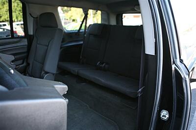 2017 Chevrolet Suburban LS Fleet 3500HD 4X4 - Photo 15 - Strasburg, PA 17579
