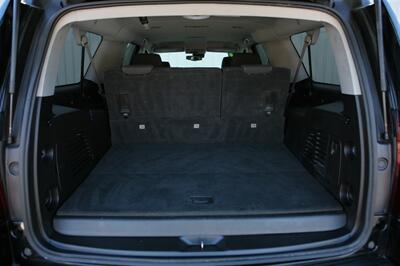 2017 Chevrolet Suburban LS Fleet 3500HD 4X4 - Photo 17 - Strasburg, PA 17579