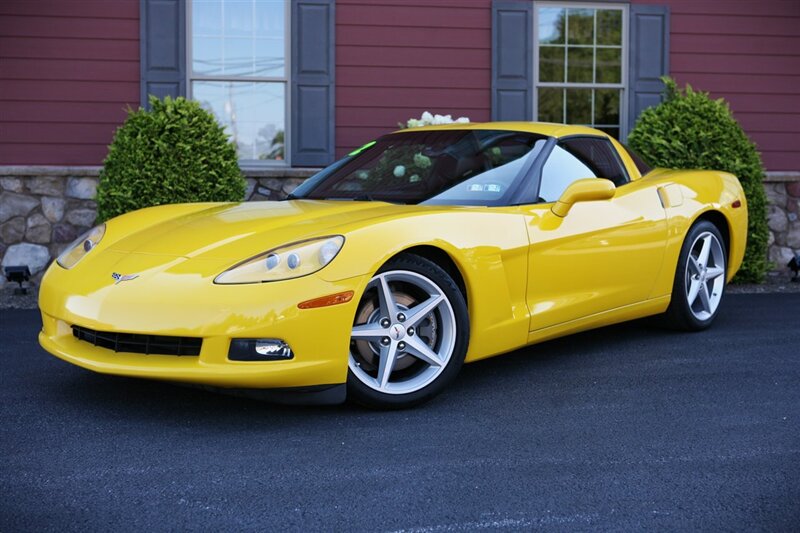 2012 Chevrolet Corvette Base 6-Speed Manual   - Photo 1 - Strasburg, PA 17579