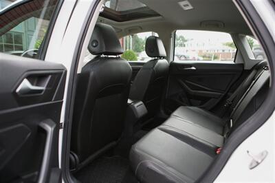 2019 Volkswagen Jetta SEL - Photo 12 - Strasburg, PA 17579