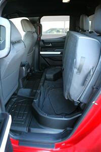 2024 Toyota Tacoma TRD Sport   - Photo 15 - Strasburg, PA 17579