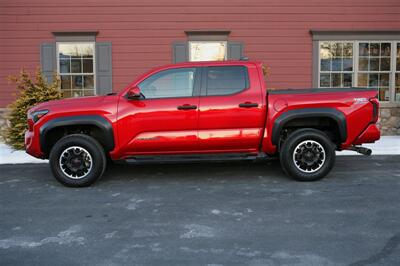 2024 Toyota Tacoma TRD Sport   - Photo 4 - Strasburg, PA 17579